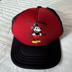 Vans - Red and Black Mesh Disney Cap
